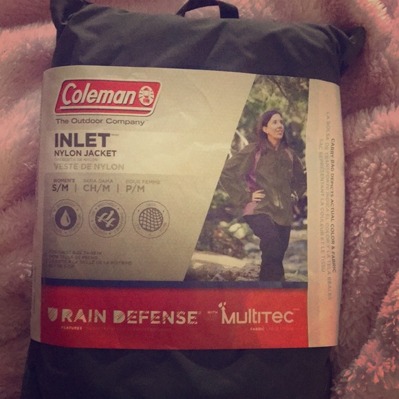 coleman multitec rain defense